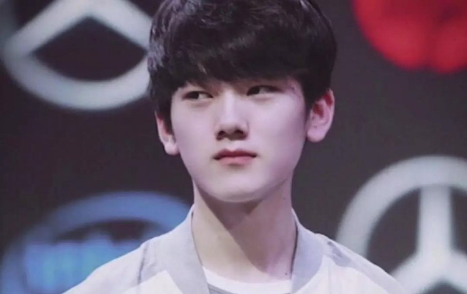 Hope ：对面的运营比我们厉害太多，我们这点要加强